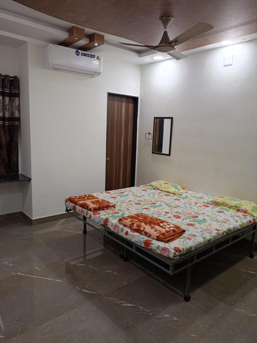 Dwarka Home Stay المظهر الخارجي الصورة